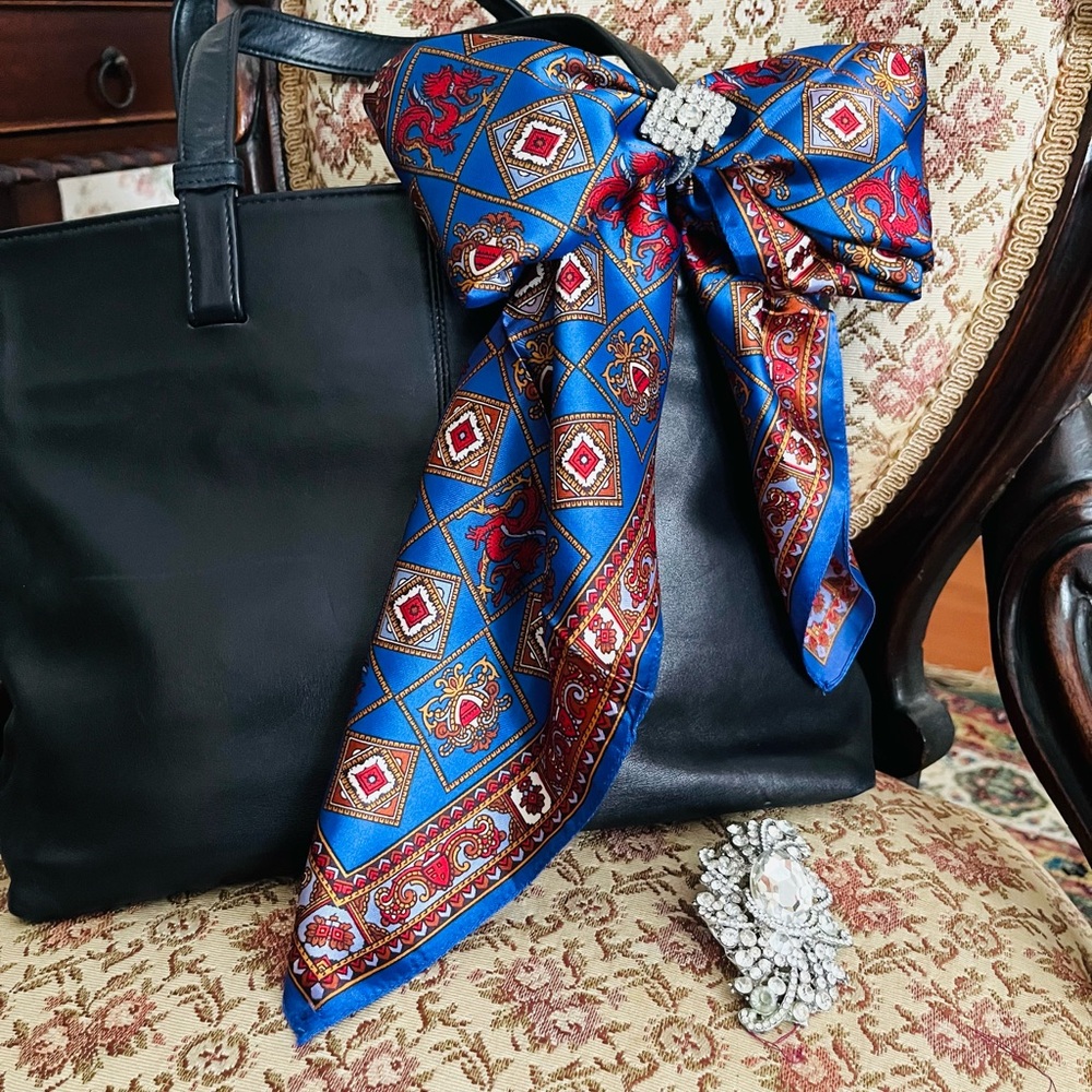 Lightly used handbag!